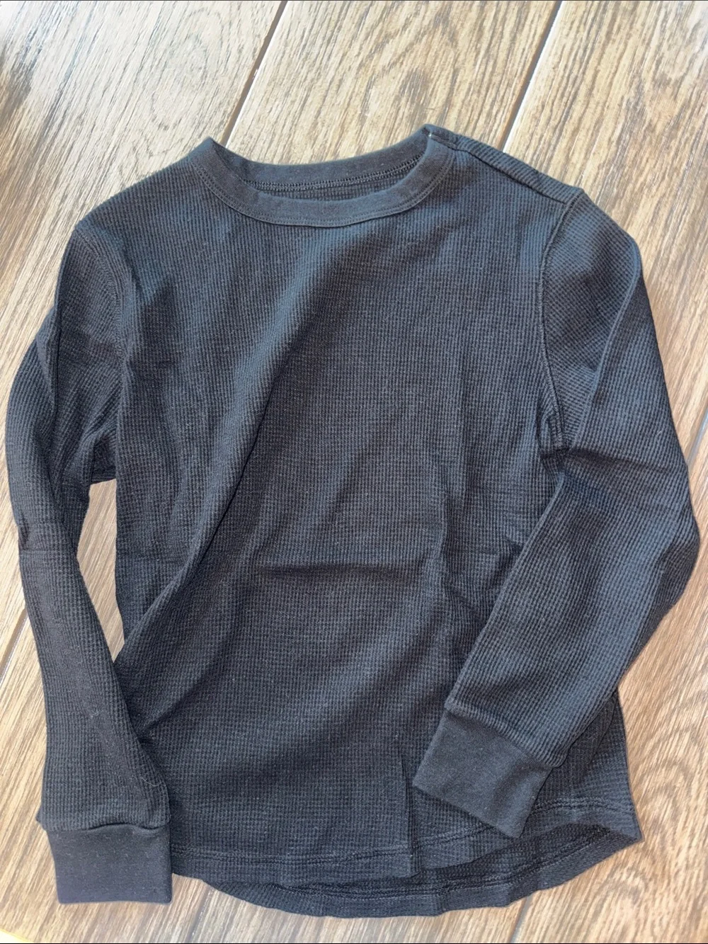 Old Navy Black Kids Long-Sleeve Thermal Tee
